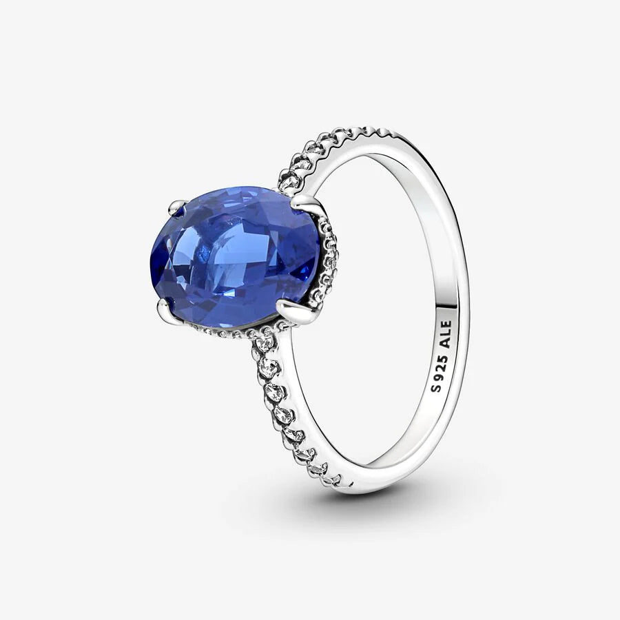 Sparkling Statement Halo Ring