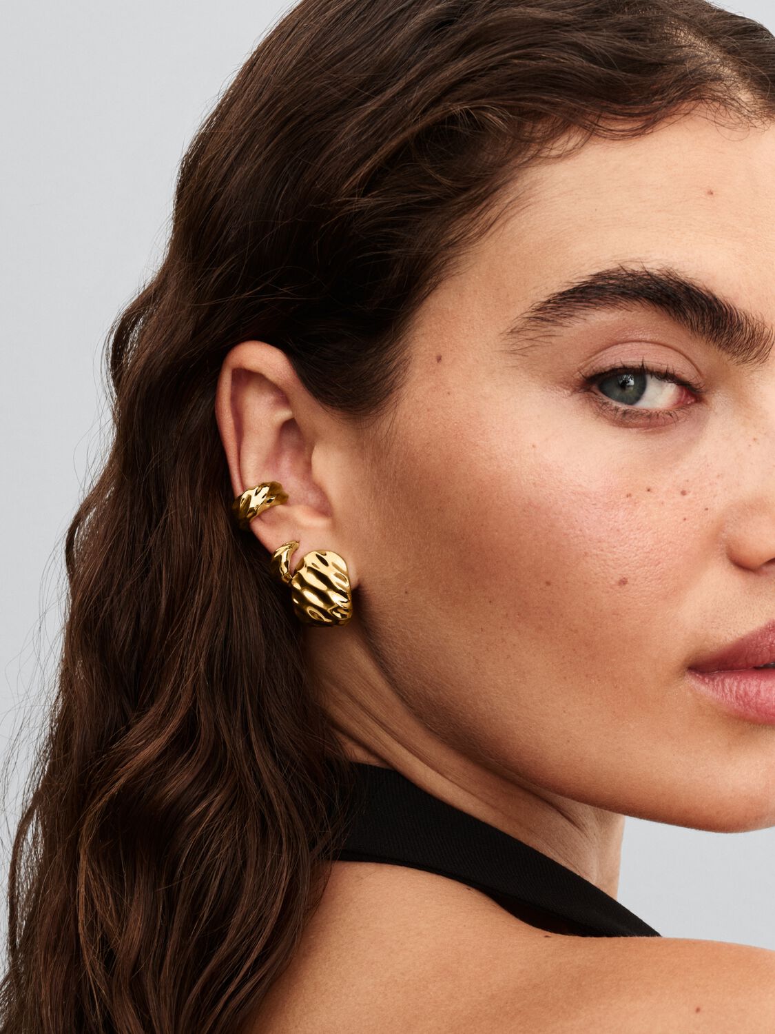 Rippled Wide Hoop Earrings
