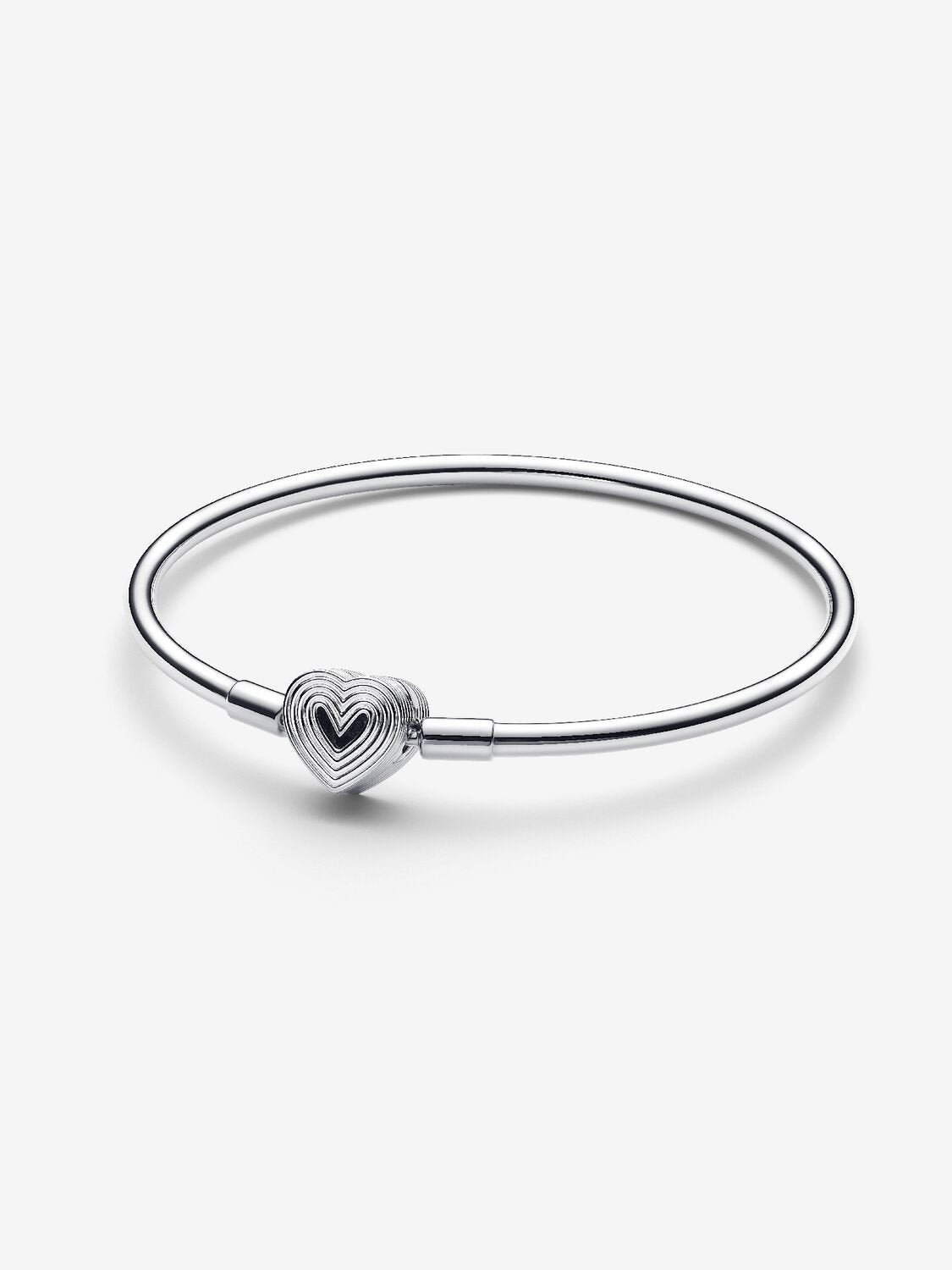 Radiating Heart Clasp Bangle Sterling silver