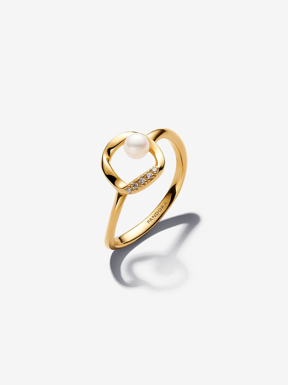 Organically Shaped Pavé Circle & Treated Freshwater Cultured Pearl Ring 163831C01/2025 D