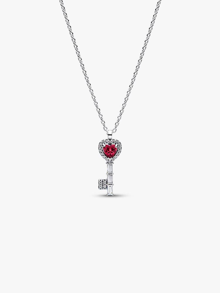 Elevated Heart Key Collier Necklace