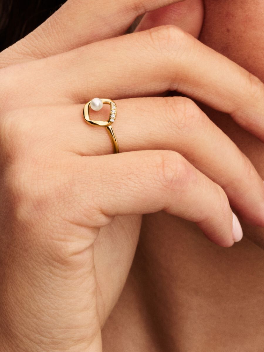 Organically Shaped Pavé Circle & Treated Freshwater Cultured Pearl Ring 163831C01/2025 D