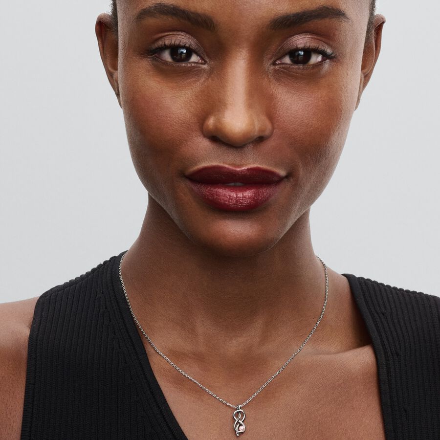 Infinity Knot Collier Necklace