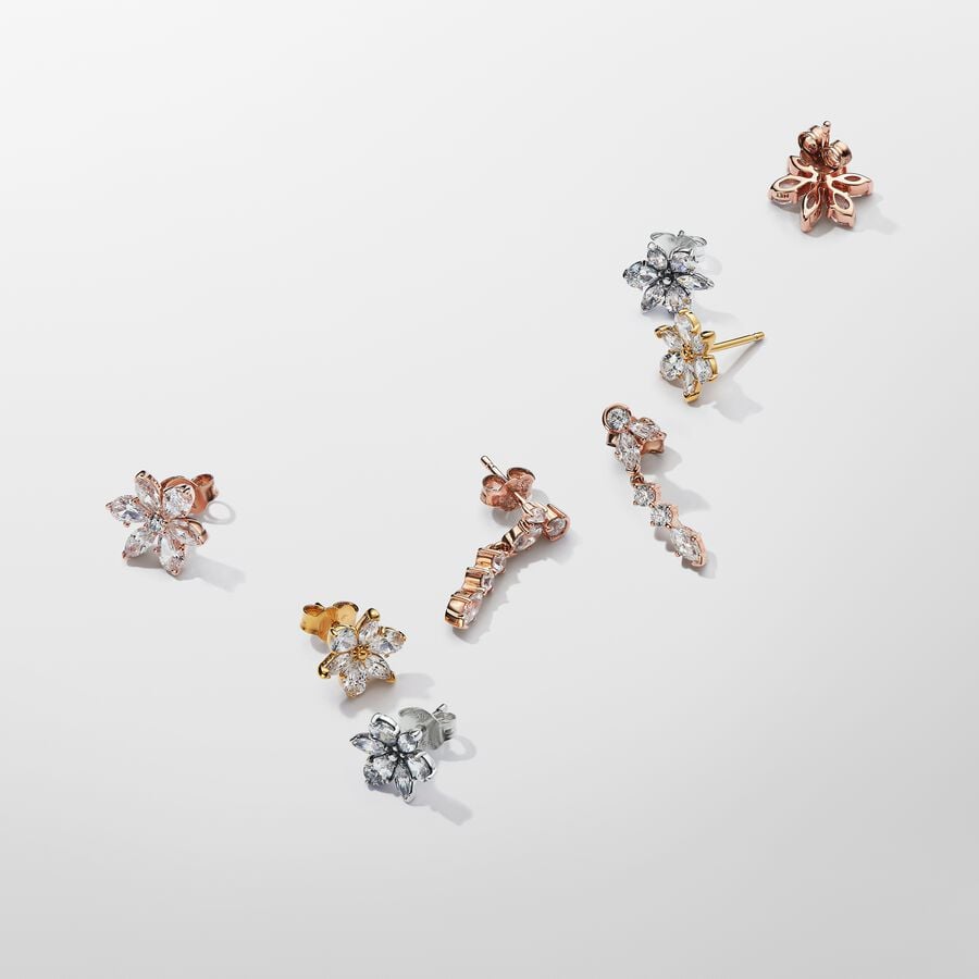 Sparkling Herbarium Circle and Cluster Necklace and Earrings Set